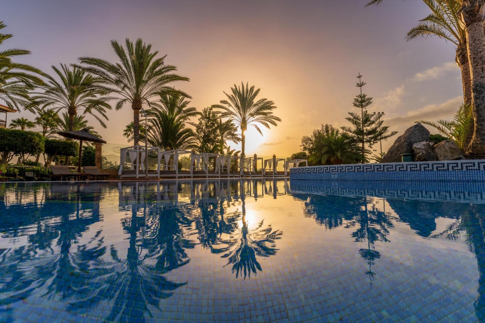 Elba Palace Golf Boutique Hotel - Adults Only Caleta De Fuste Exterior photo